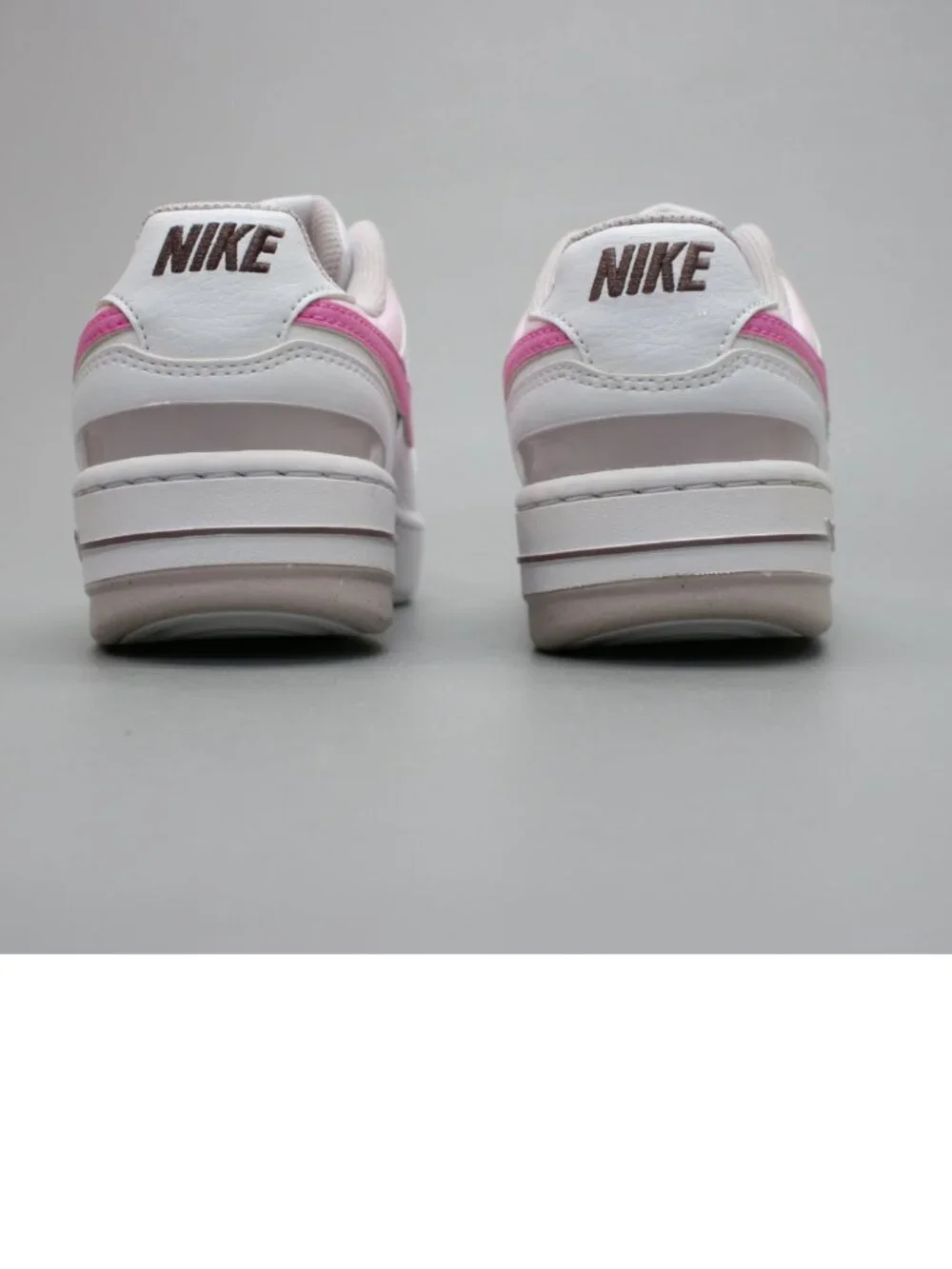 Nike Ladies 8 Gamma Force White/Playful Pink Tennis Shoes Sneakers - FZ3613-100 - Picture 3 of 12